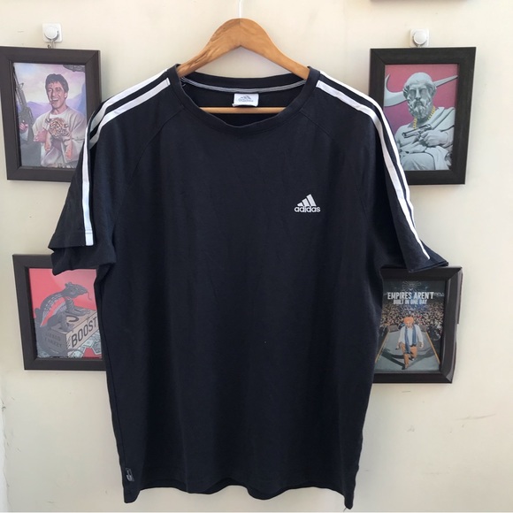 Adidas basic loose fit tshirt (L-XL) - Picture 4 of 7